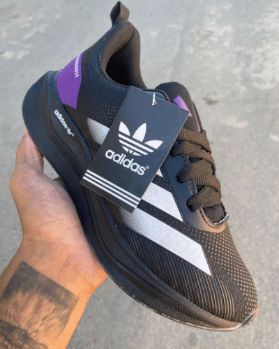 ULTRABOOST | NEGRO CON VIOLETA
