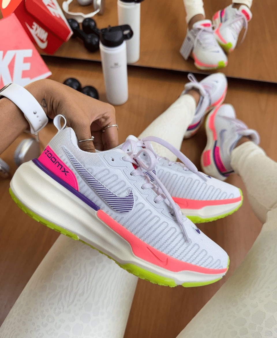 NIKE INVICIBLE RUN | BLANCO LILA