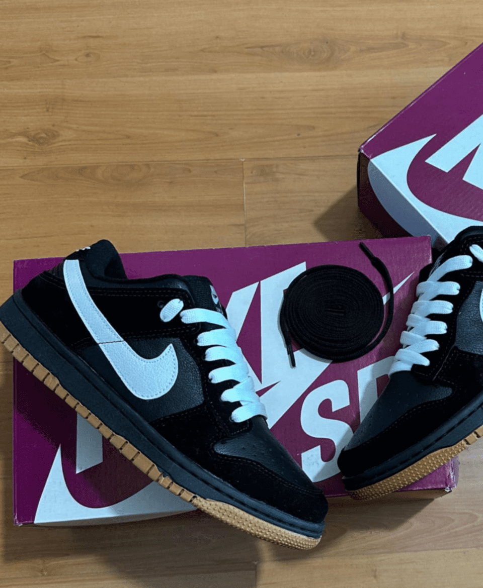 NIKE DUNK LOW SB PRO | BLANCO Y NEGRO